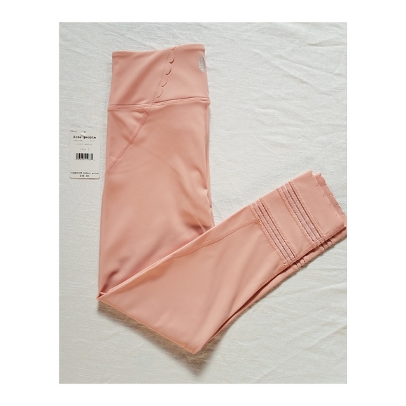 NWT FP Movement Genesis Legging - Picture 5 of 8